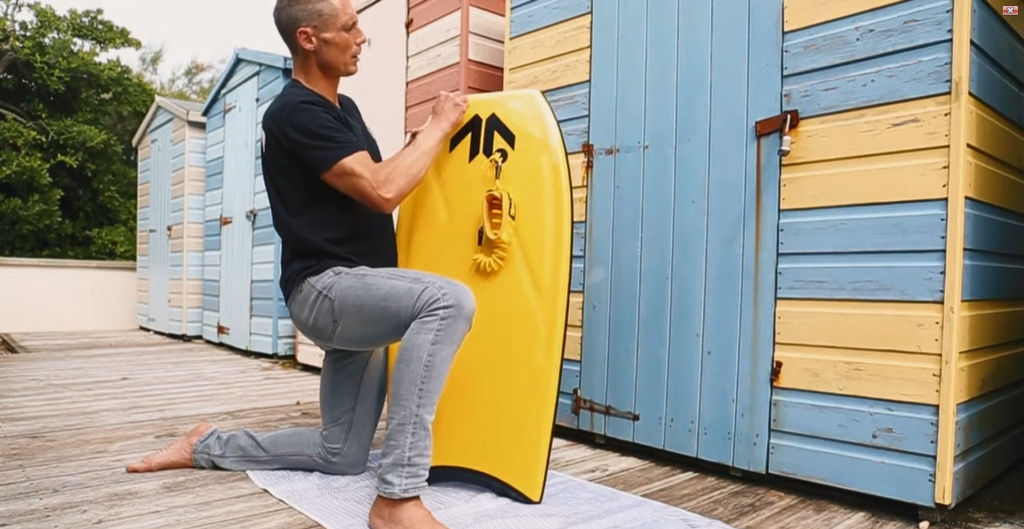 How to apply wax to your bodyboard